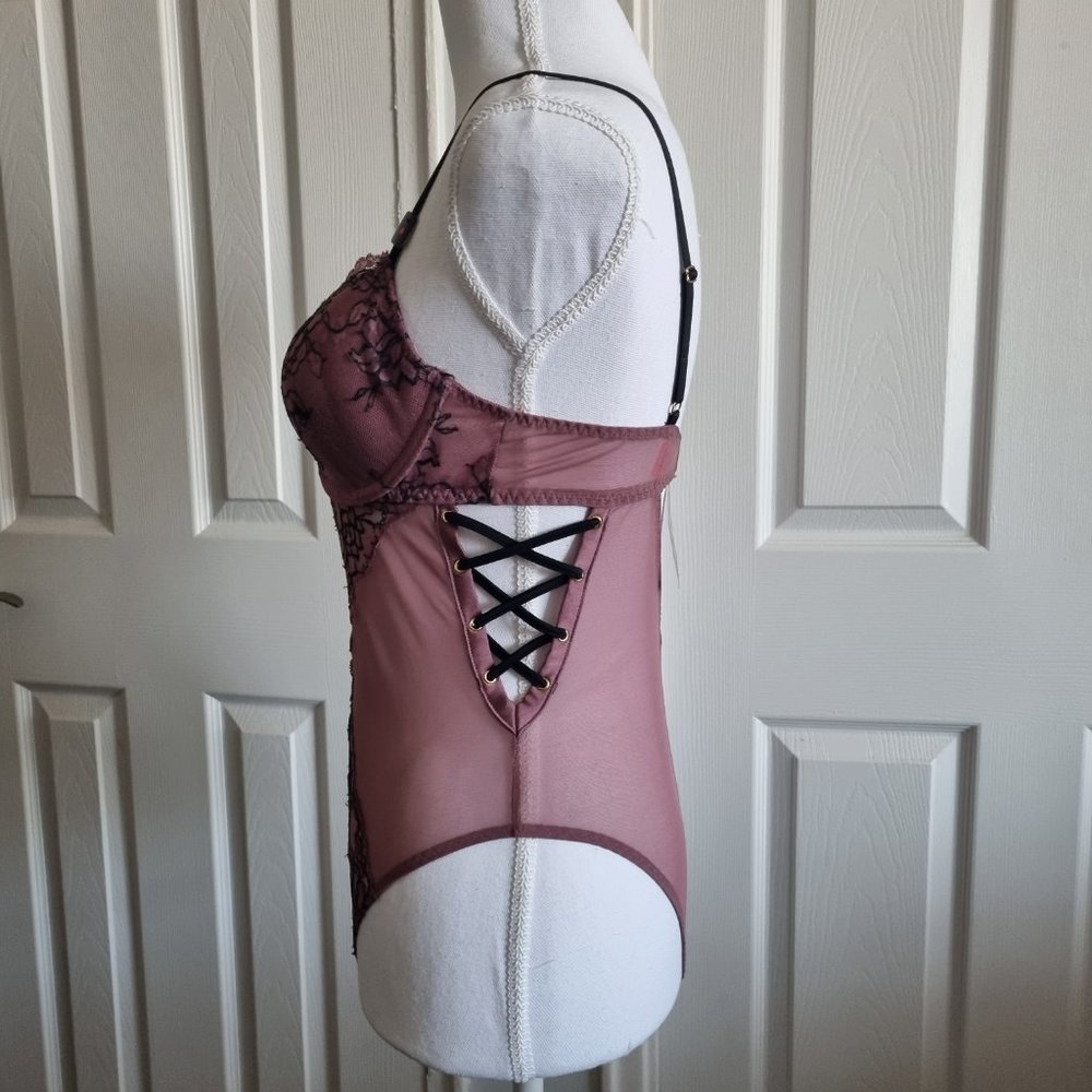 NWT - La Senza Floral Lace & Mesh Bodysuit Size M - Picture 3 of 16